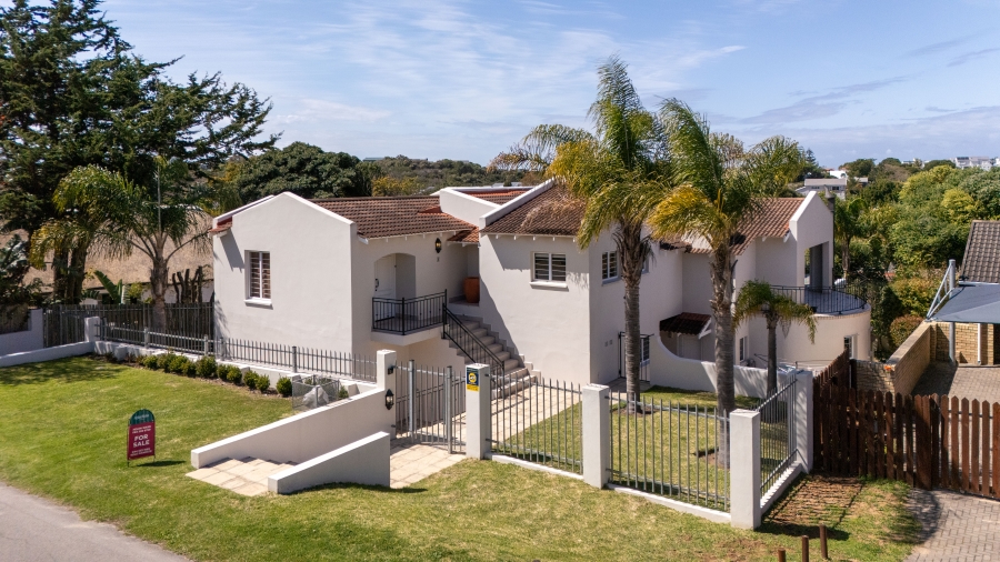 6 Bedroom Property for Sale in Lower Robberg Western Cape